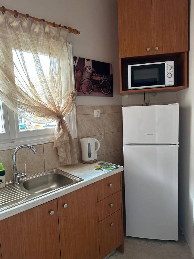 Apartment Alimos Near The Sea Εξωτερικό φωτογραφία